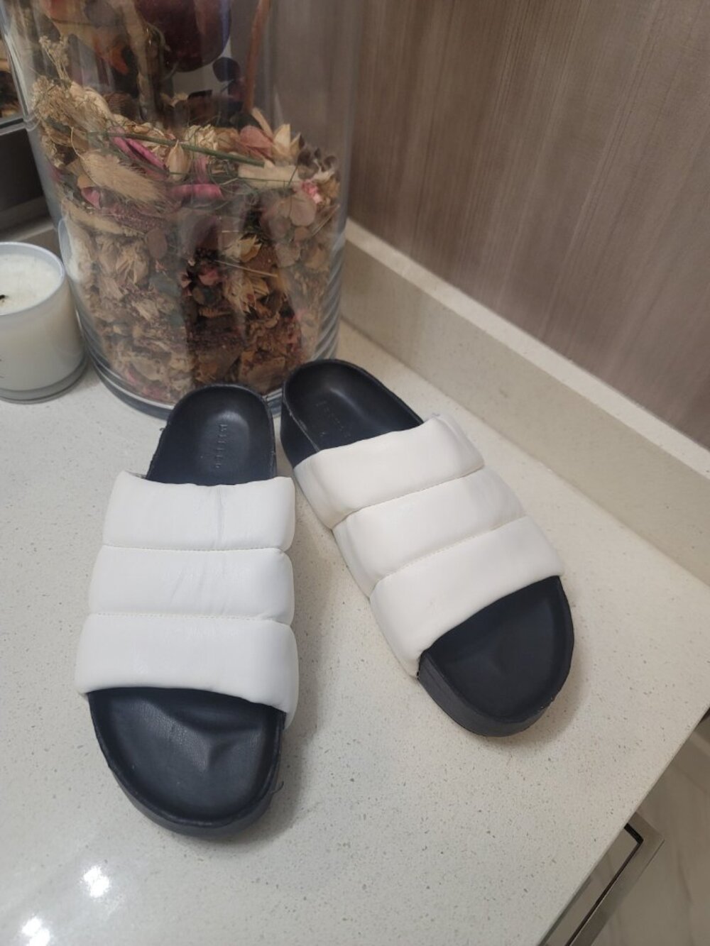 Simon Miller White Vegan Leather Dip Bubble Slides, Size 41